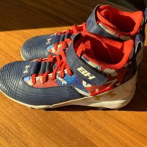 Under Armour Kids' Harper 7 Mid RM Baseball Cleats